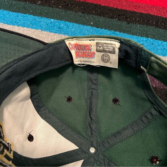 Vintage Oregon ducks Adjustable Hat interlocking UO hand washed - Picture 8 of 16